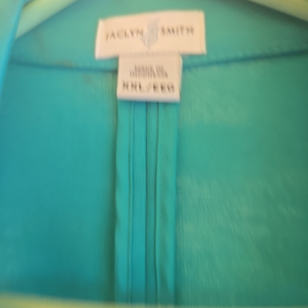 Jaclyn Smith Aqua Top